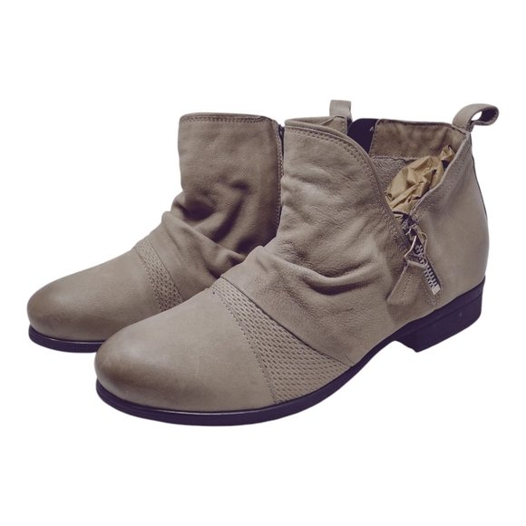 Miz Mooz Slinky Wide Leather Side Zip Ankle Boots Gray Size EU 41 Or US 9.5/10 - Picture 4 of 10